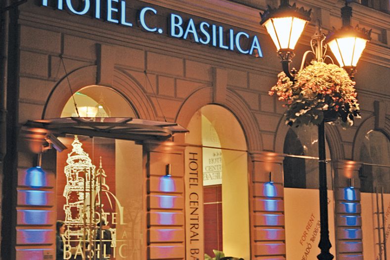 Image #1 - Hotel Central Basilica - Budapest