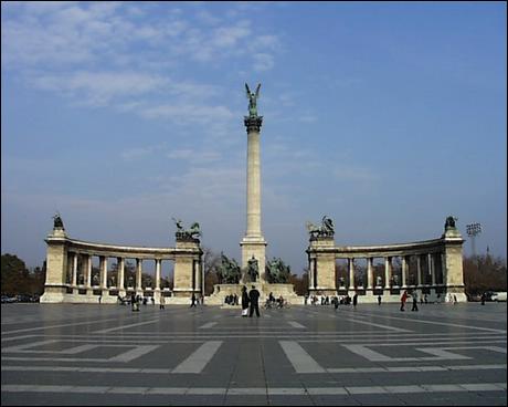 The Heroes Square