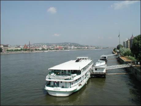 Boat station