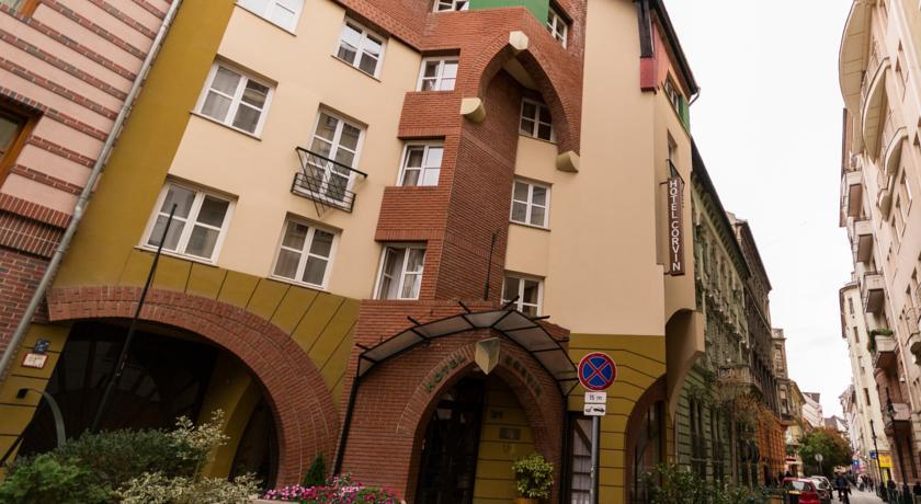 Image #1 - Hotel Corvin - Budapest